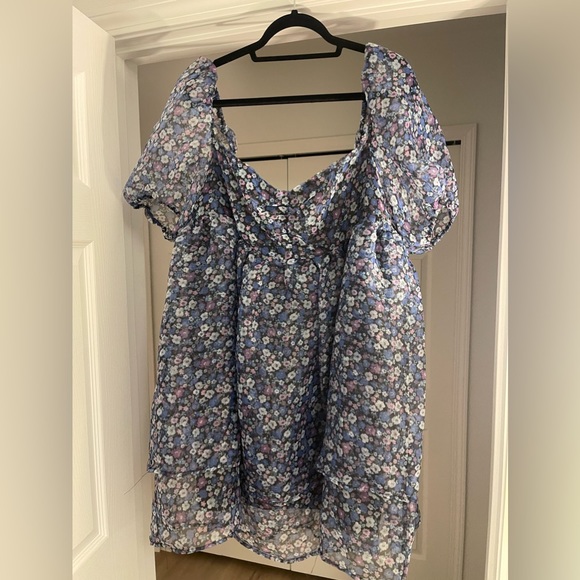 The Frolic Plus puff sleeve organza mini dress in bloom floral - Picture 5 of 14